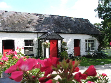 Self catering holiday cottages Cardigan Bay Wig Farm Holiday Cottages Llangrannog